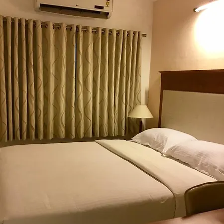 Sai Towers Hotel Puttaparthi Exterior photo